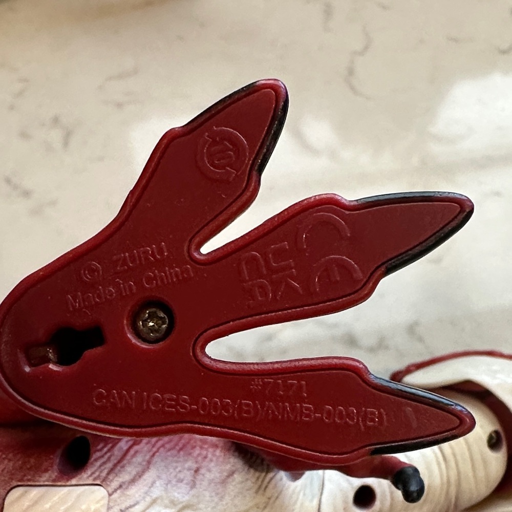 Dinosaurs Playset 5 pcs - Red, Green, Black - Picture 8 of 13